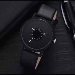 Unisex watch for Women or Men in Black